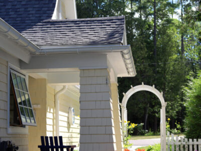 Lakeside Cottage Garden